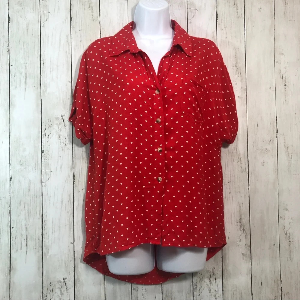 Sim & Sam Heart Button Up High Low Blouse